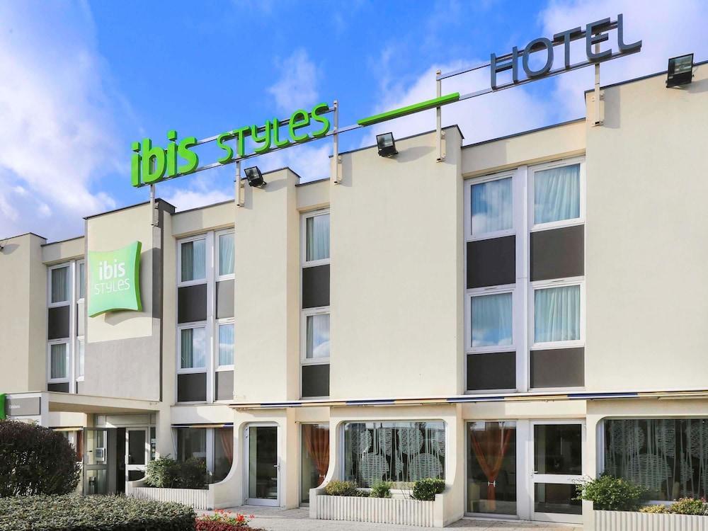 Ibis Styles Orleans Hotel La Chapelle-Saint-Mesmin Bagian luar foto