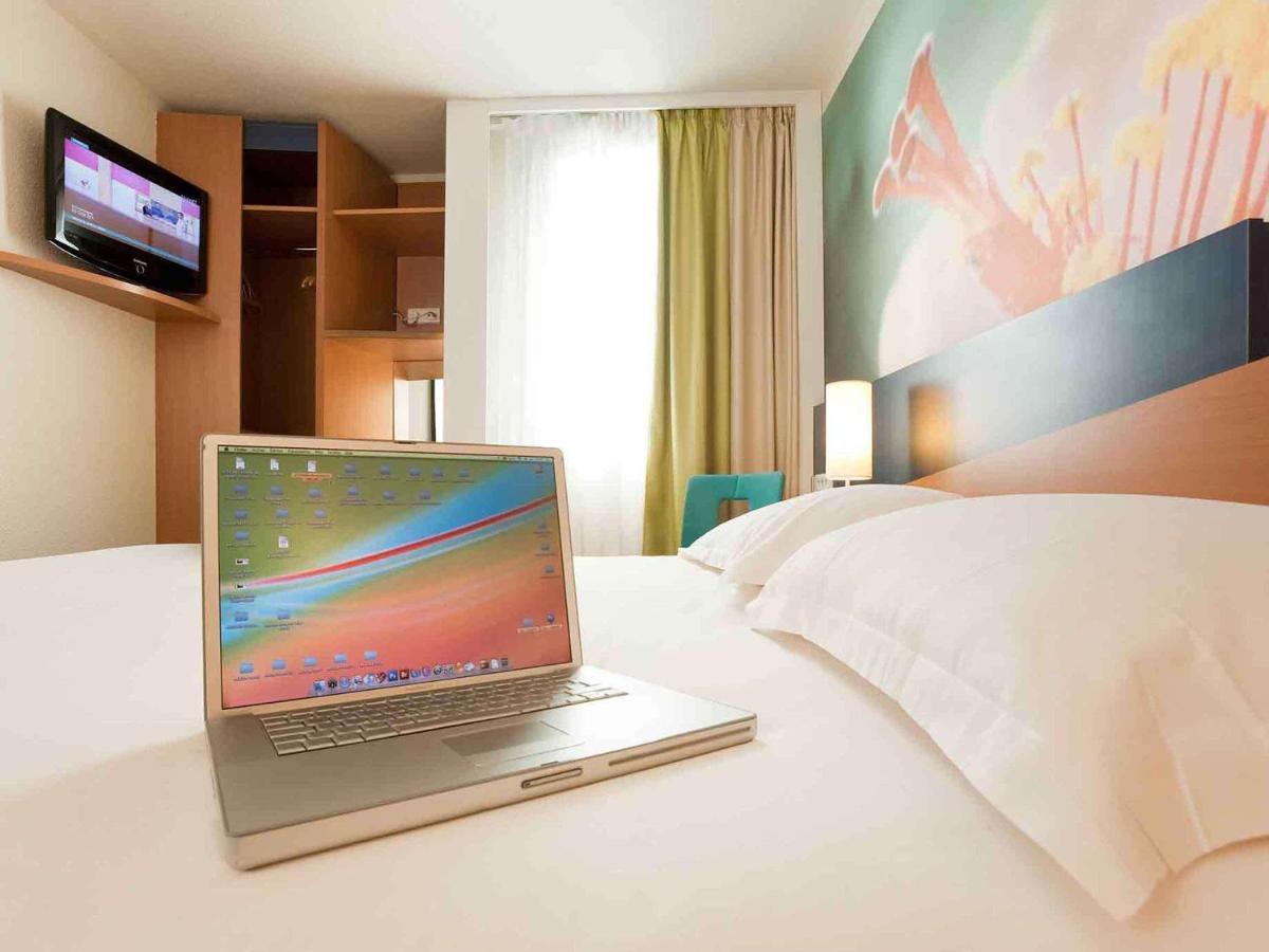Ibis Styles Orleans Hotel La Chapelle-Saint-Mesmin Bagian luar foto